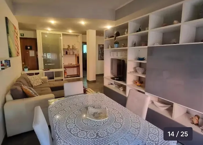 The Voice Of The Pope Apartment Rom