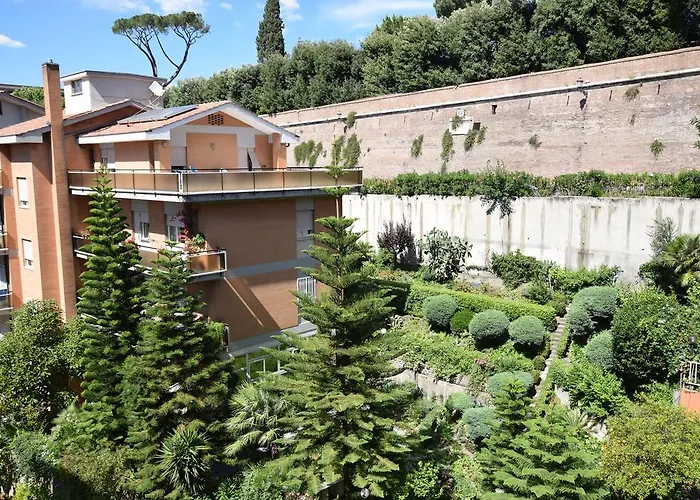 Apartment The Voice Of The Pope